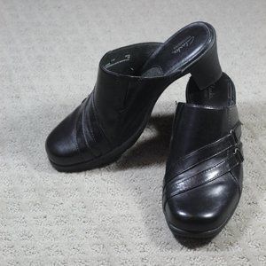 Clarks Bendables Size 7.5M Black 2.5" Heeled Mules